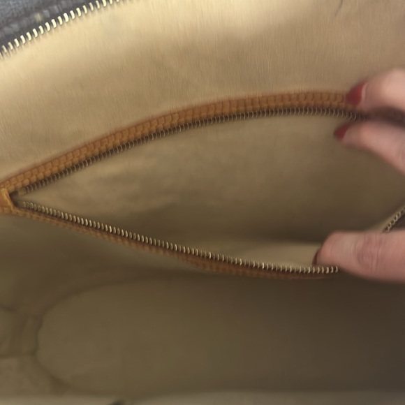 Louis Vuitton Babylone Monogram Canvas Tote - Picture 11 of 11